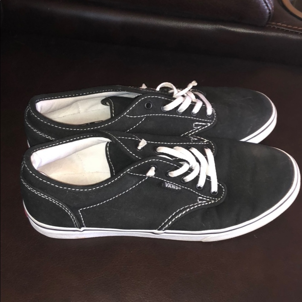 Women’s black Van’s